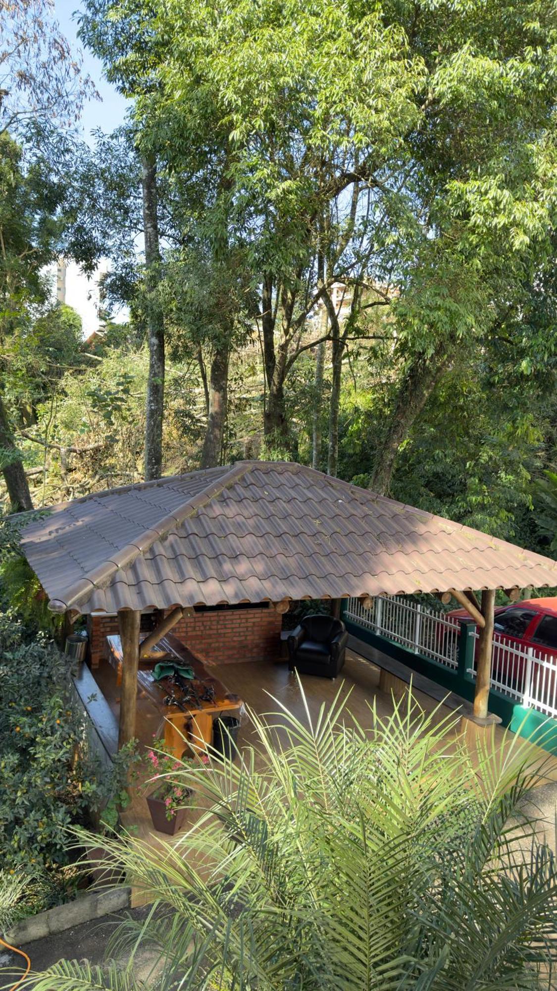 Casa Das Bromelias- 2 Quartos Climatizados -Casa Com Quiosque Em Meio A Natureza! بيراتوبا المظهر الخارجي الصورة